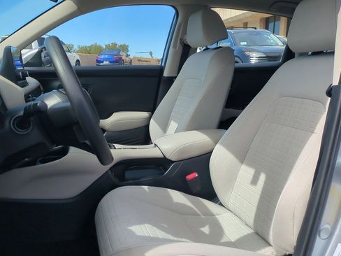 Certified 2024 Honda HR-V LX image 19