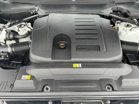 Used 2022 Land Rover Range Rover Westminster Edition image 26