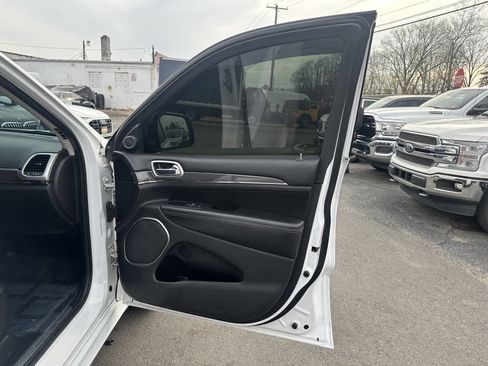 Used 2013 Jeep Grand Cherokee SRT8 image 18