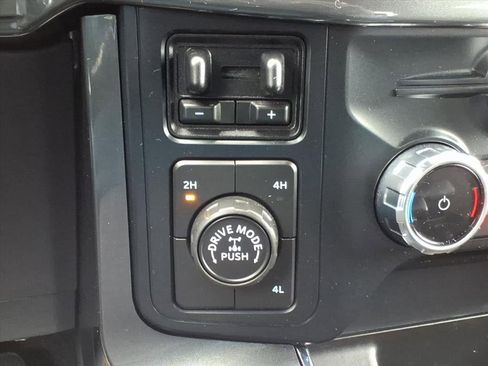 Certified 2022 Ford F150 XLT w/ Equipment Group 302A High image 20