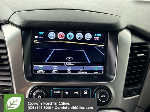 Used 2017 Chevrolet Suburban LT image 22