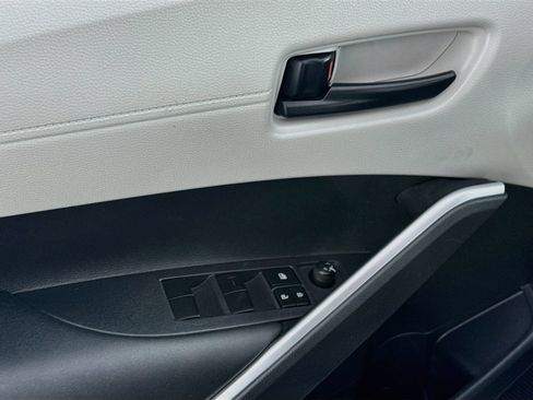Certified 2023 Toyota Corolla Cross L AWD/4WD image 13