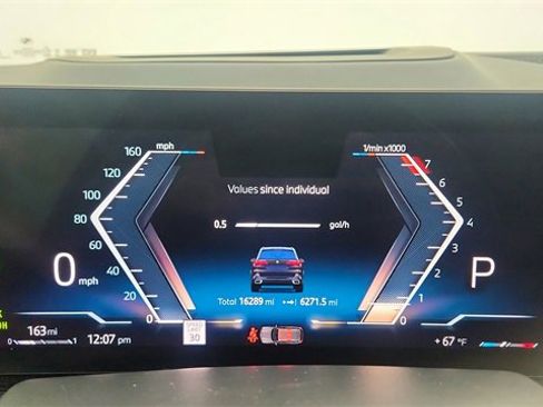 Used 2025 BMW X5 sDrive40i w/ M Sport Package image 41