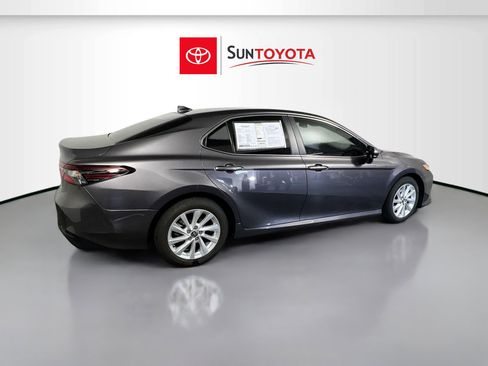 Used 2023 Toyota Camry LE FWD image 4
