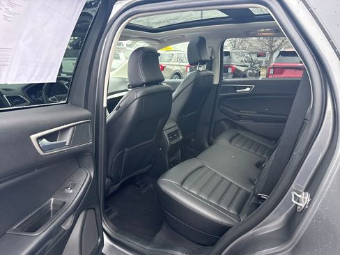 Used 2024 Ford Edge SEL w/ Convenience Package image 24
