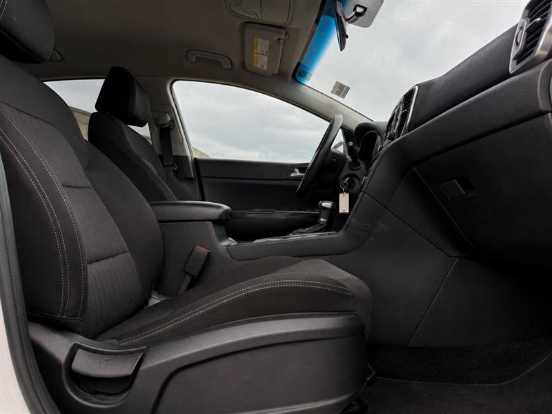 Used 2019 Kia Sportage LX AWD/4WD image 16