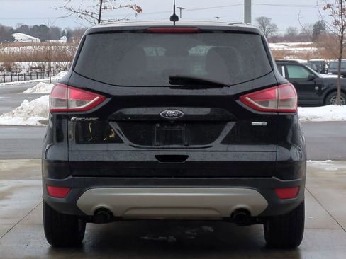 Used 2016 Ford Escape SE w/ SE Cold Weather Package image 5