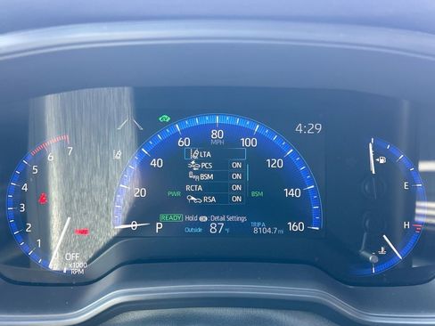 Used 2022 Toyota Corolla LE FWD image 25