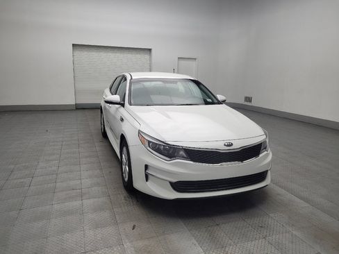 Used 2016 Kia Optima LX w/ LX Convenience Package image 13