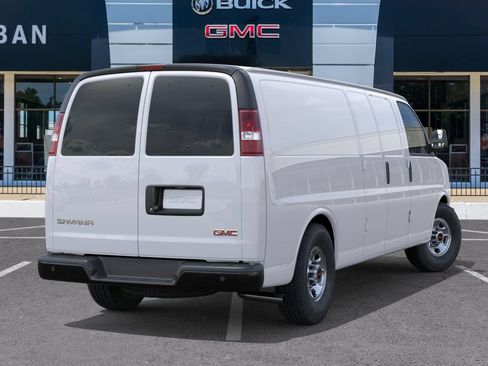 New 2026 GMC Savana 3500 Extended RWD image 4