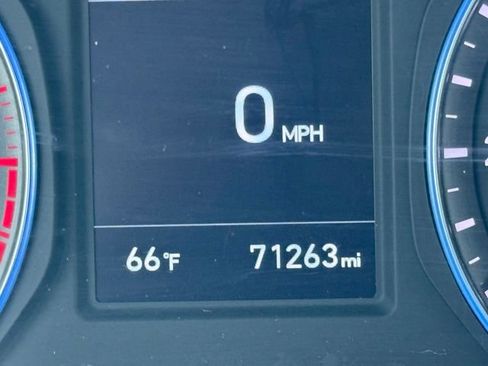 Used 2018 Hyundai Kona SEL AWD/4WD image 17
