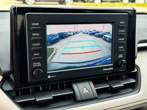 Used 2020 Toyota RAV4 XLE image 16