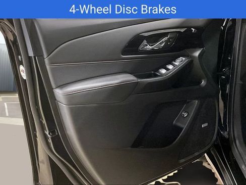 Certified 2023 Chevrolet Traverse RS w/ LPO, Floor Liner Package image 20