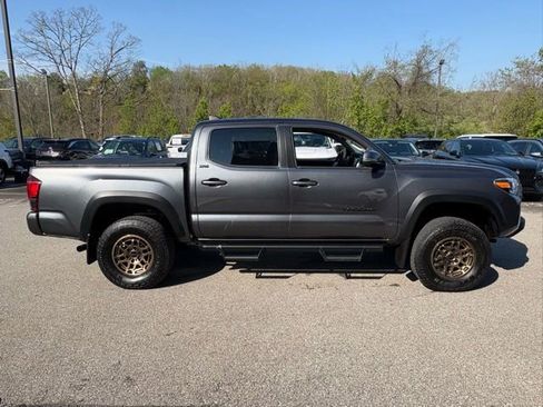 Used 2023 Toyota Tacoma 4x4 Double Cab w/ Trail Edition image 7