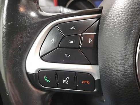 Used 2019 Jeep Compass Trailhawk AWD/4WD image 31