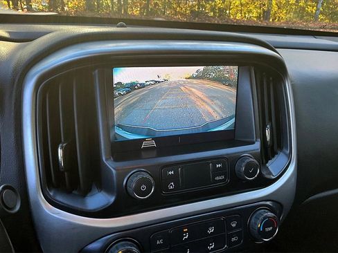 Certified 2022 Chevrolet Colorado LT w/ Fleet Safety Package image 14