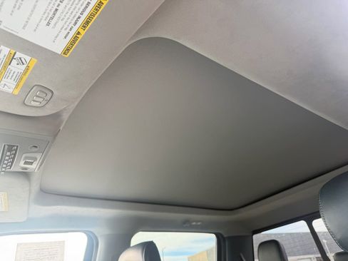 Used 2022 Ford F250 Limited w/ FX4 Off-Road Package image 13