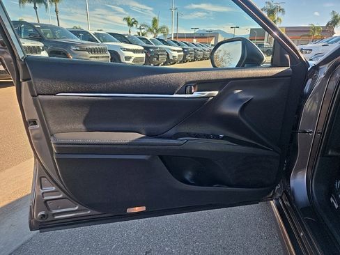 Used 2023 Toyota Camry XSE image 21