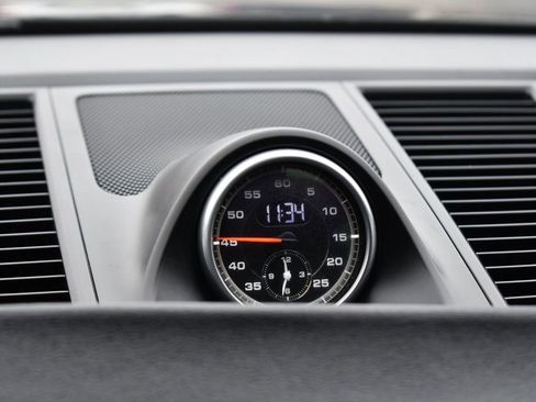 Used 2015 Porsche Macan Turbo image 20