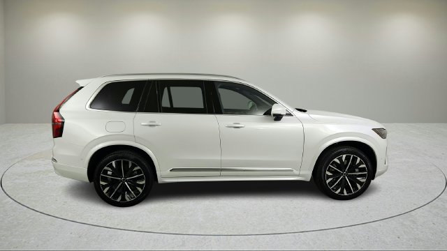 New 2026 Volvo XC90 T8 Plus w/ Protection Package Premier AWD/4WD image 3