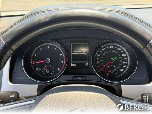 Used 2021 Volkswagen Atlas Cross Sport SE w/ Panoramic Sunroof Package FWD image 18