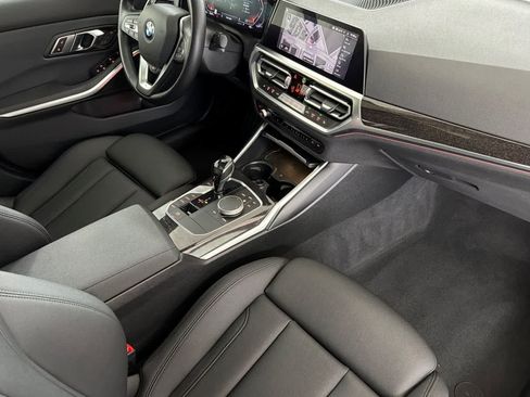 Used 2021 BMW 330i Sedan w/ Premium Package RWD image 15