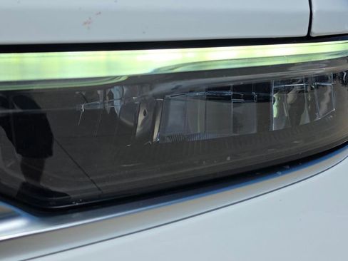 Used 2023 Jeep Grand Cherokee Summit image 9