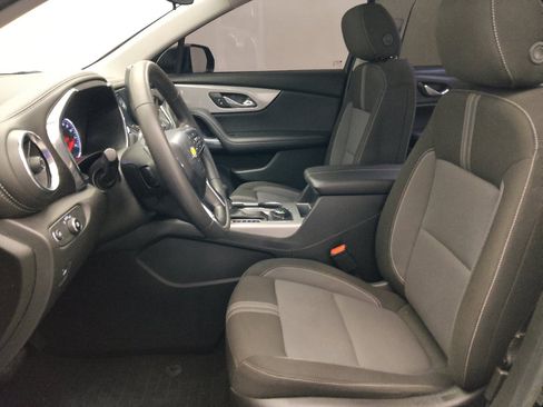 Used 2023 Chevrolet Blazer LT FWD image 17
