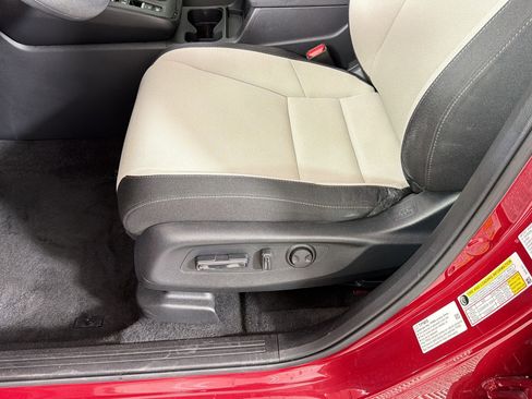 Certified 2025 Honda CR-V EX image 14