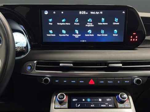 Used 2025 Hyundai Palisade Calligraphy image 13
