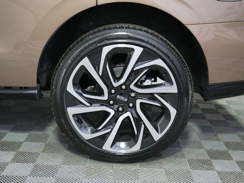 New 2026 Lincoln Navigator Black Label AWD/4WD image 21