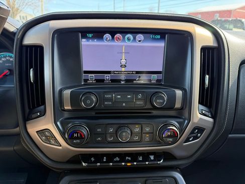 Used 2017 GMC Sierra 3500 Denali w/ Duramax Plus Package image 21