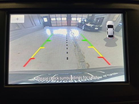 Used 2020 Ford Fusion SE image 24