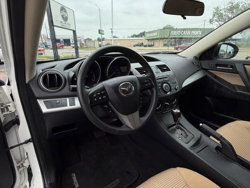 Used 2012 MAZDA MAZDA3 i Touring FWD image 9