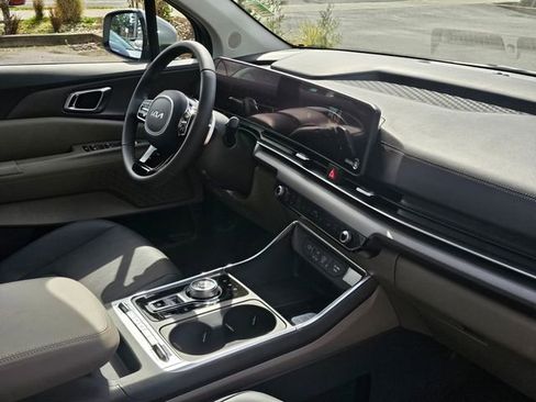New 2026 Kia Carnival SX FWD image 10