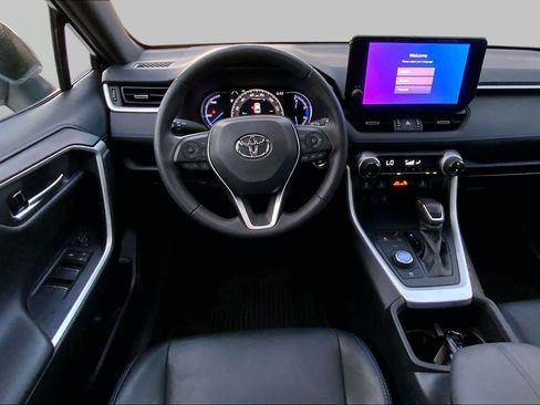 Used 2023 Toyota RAV4 XSE AWD/4WD image 6