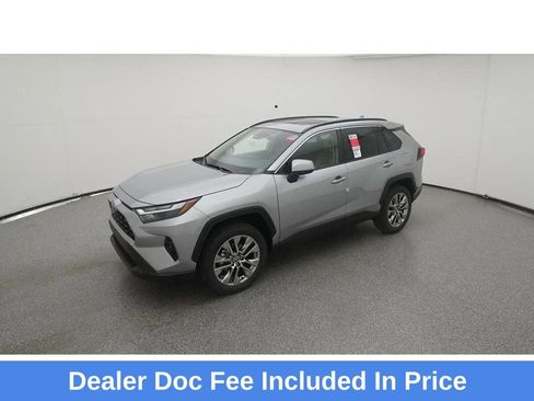Used 2023 Toyota RAV4 XLE Premium FWD image 1