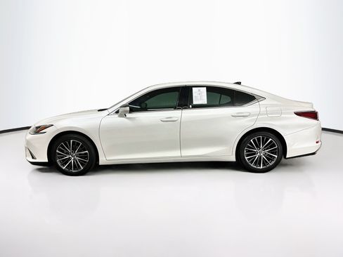 Used 2022 Lexus ES 350 w/ Premium Package FWD image 4