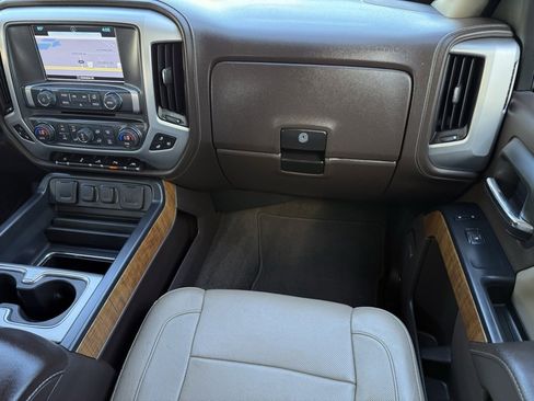 Used 2017 GMC Sierra 1500 SLT image 11