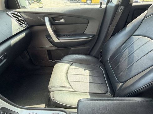 Used 2011 GMC Acadia SLT AWD/4WD image 15