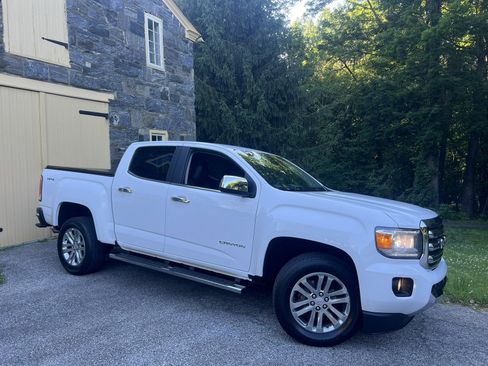 Used 2016 GMC Canyon SLT AWD/4WD image 1