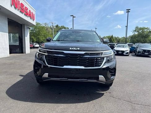 Used 2024 Kia Seltos EX AWD/4WD image 7
