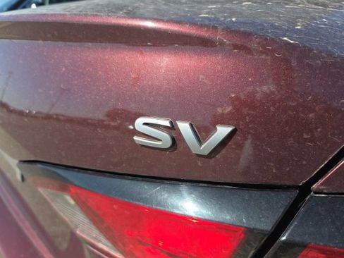 Used 2024 Nissan Altima 2.5 SV FWD image 5