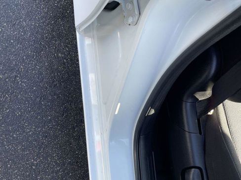 Used 2010 MAZDA MAZDA3 i Sport image 32