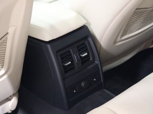 Used 2015 BMW 328i xDrive Sedan AWD/4WD image 41