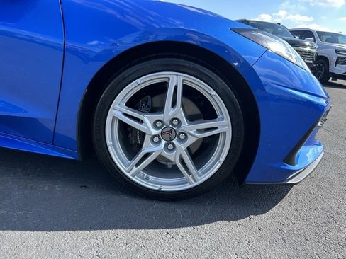 Used 2021 Chevrolet Corvette Stingray Coupe w/ 1LT image 8