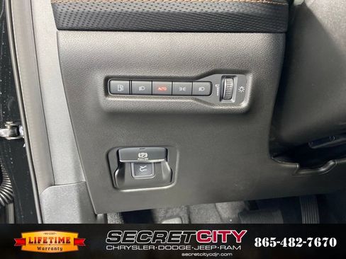 New 2026 Jeep Cherokee Limited AWD/4WD image 14
