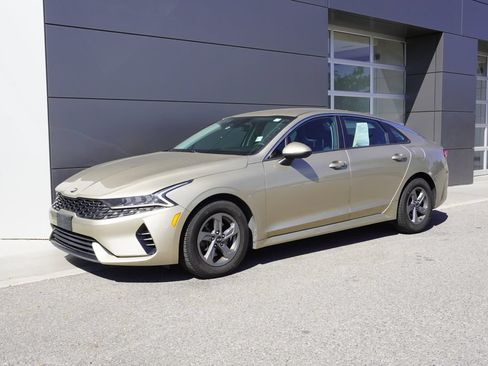 Used 2021 Kia K5 LXS FWD image 3