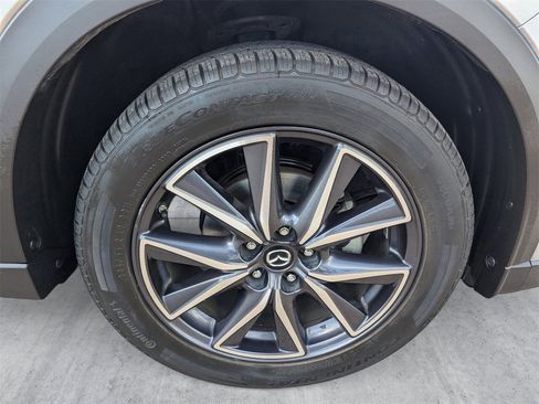 Used 2018 MAZDA CX-5 Touring w/ Preferred Equipment Package image 9