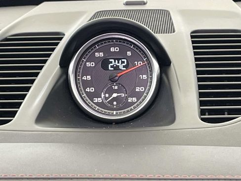 Used 2017 Porsche 911 Turbo image 21